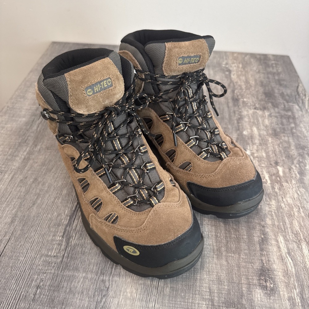 Mens Hi-Tec 7035 Bandera Waterproof Mid Hiking Boots, Size 11 Standard, Brown
